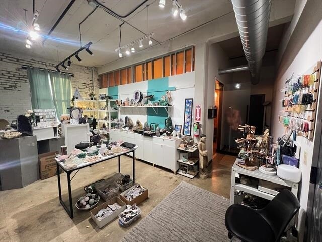 Photo - 190 Christopher Columbus Dr Unidad 5C