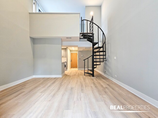 Photo - 1220 N LaSalle