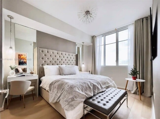 Building Photo - 300 S Australian Ave Unit 1506