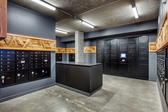 Photo - Huxley Apartments