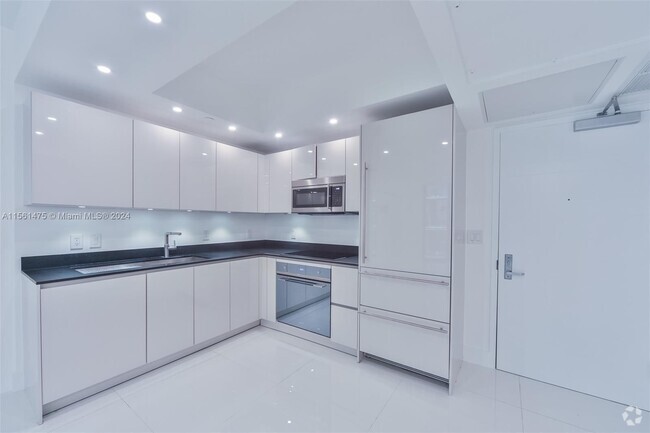 Building Photo - 1010 Brickell Ave Unit 1Bed Rental