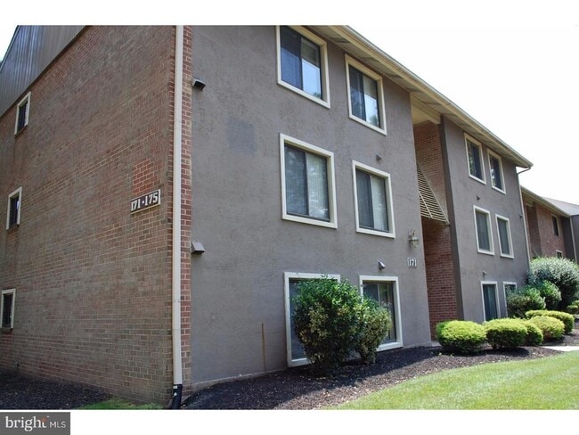 171 Echelon Rd