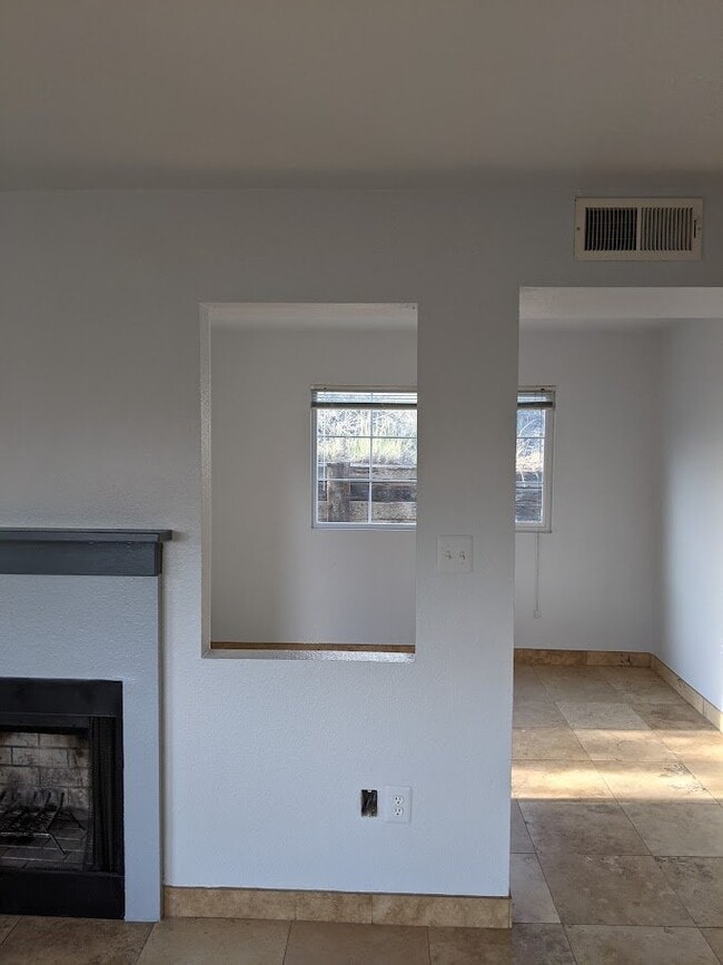 2210 Miguel Chavez Rd Unit 518