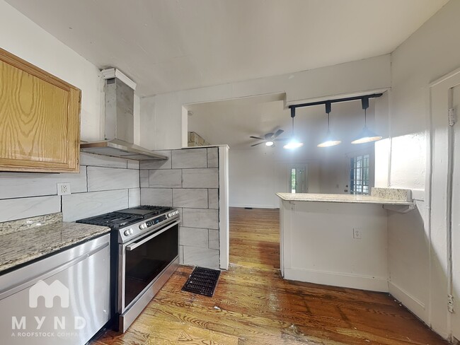 Photo - 4319 E 56th St