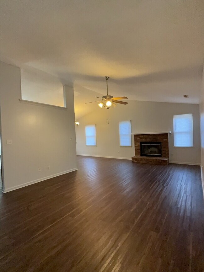 Photo - 2694 Idlebrook Cir