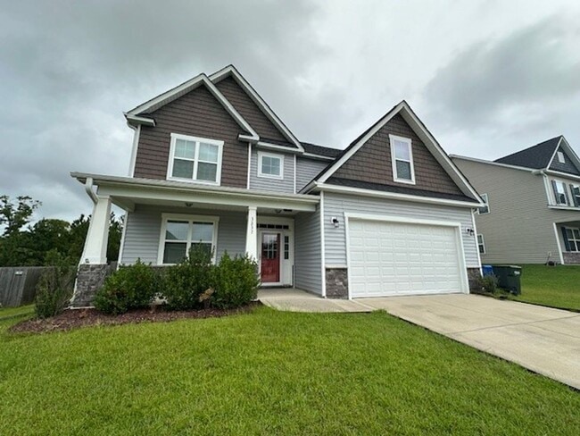 Photo - Spacious 4-Bedroom Home with Designer Fini...