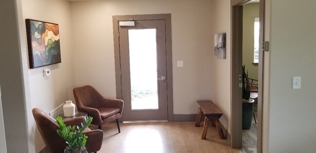 Photo - Rendezvous Apartments