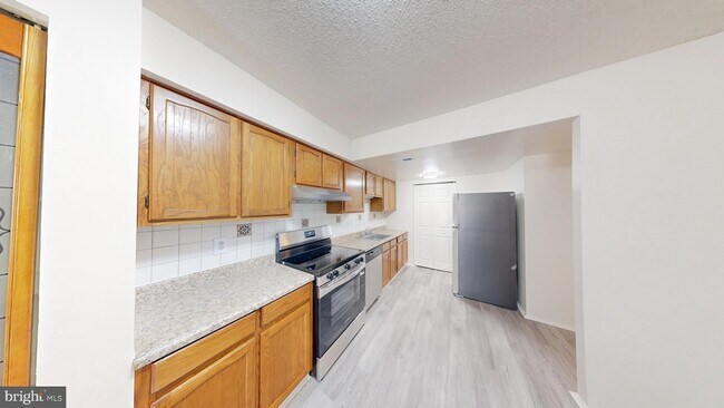 7197 Cimarron Ct