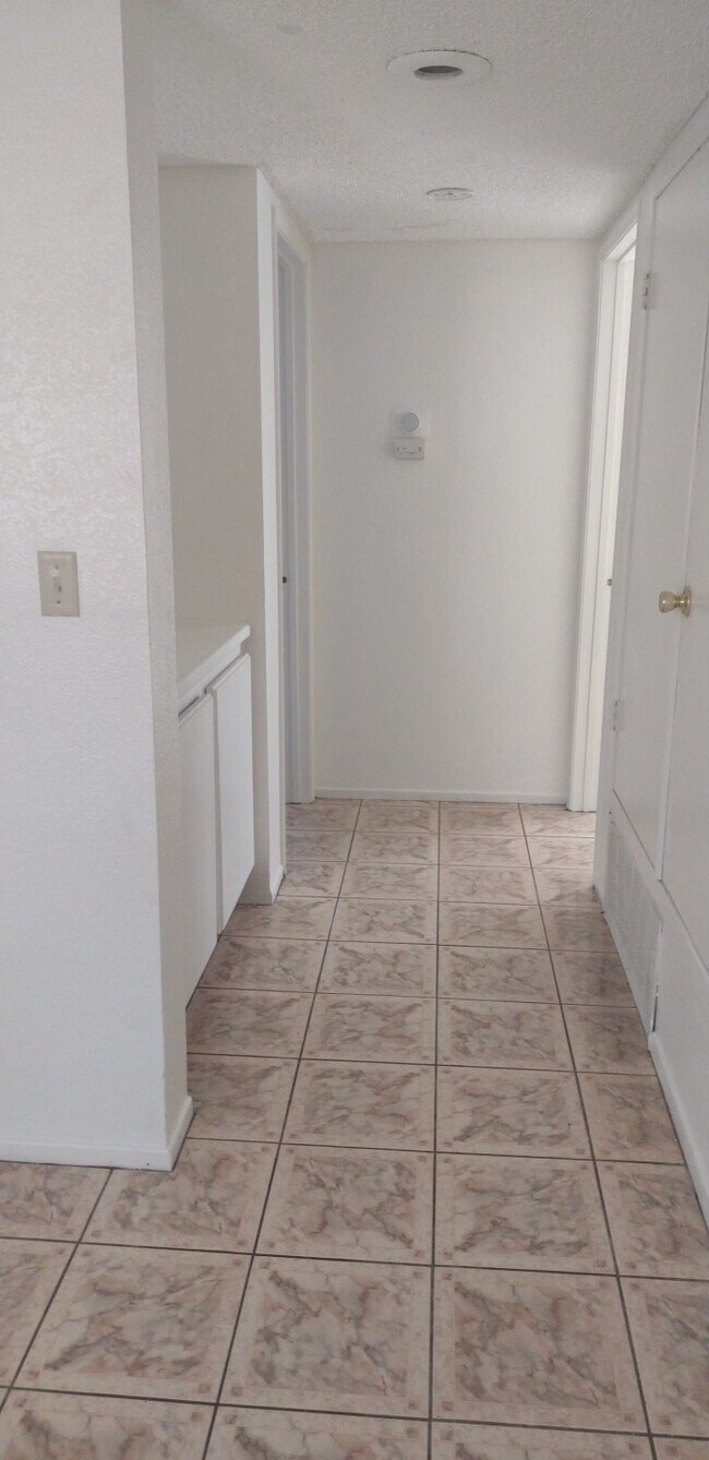 Photo - 1022 E Avenue Q3 Unidad A