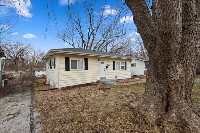 Photo - Now Available – Section 8 Welcome