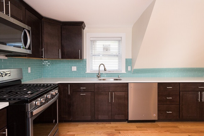 Photo - 9 Rock Valley Ave Unit 2