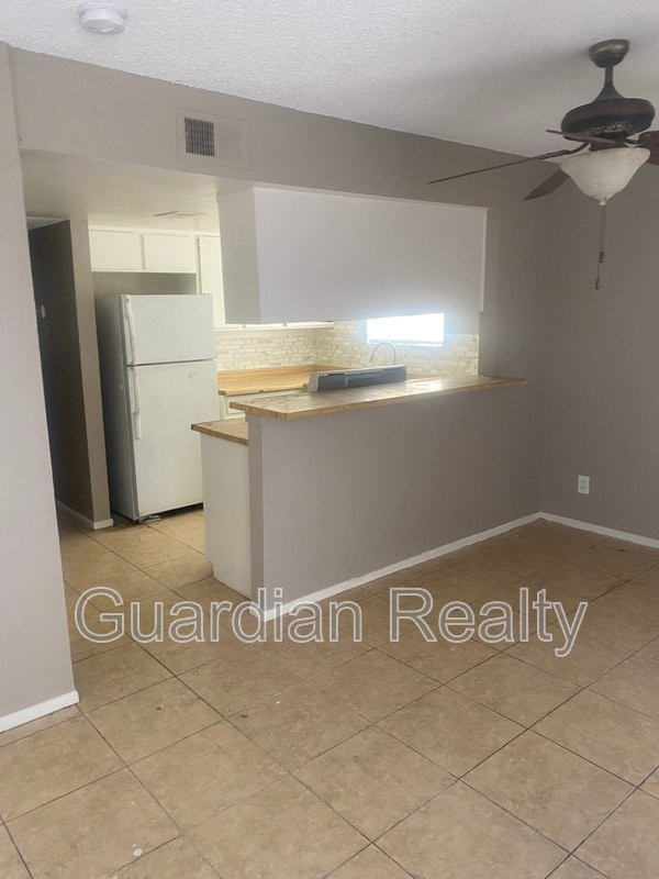 Photo - 2125 Exeter Dr