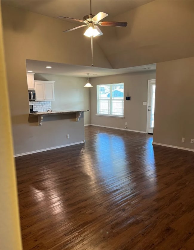 Photo - 3 Bed | 2 Bath in Broken Arrow!