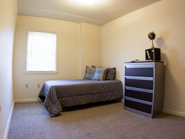 L13 Bedroom