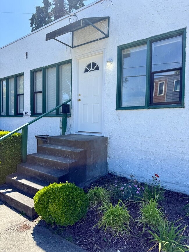 Photo - 415 11th St Pl Unidad 2