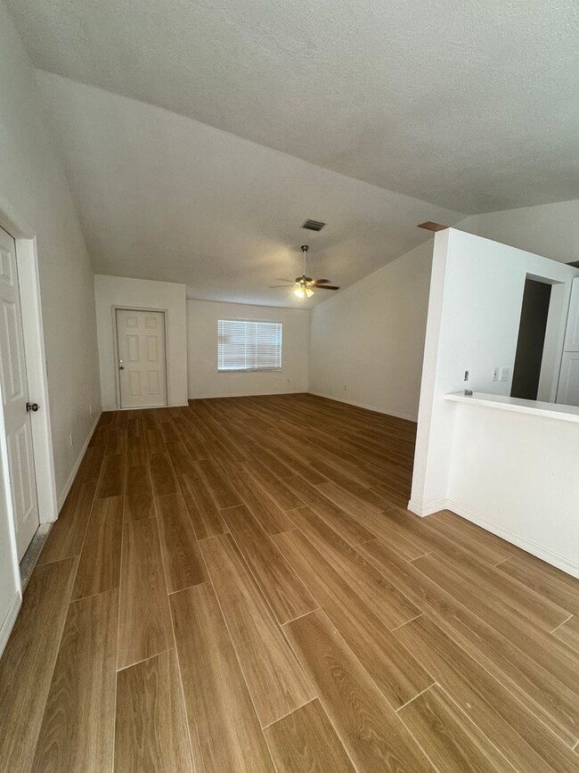 Photo - Charming 3/2 Home with open floor plan.