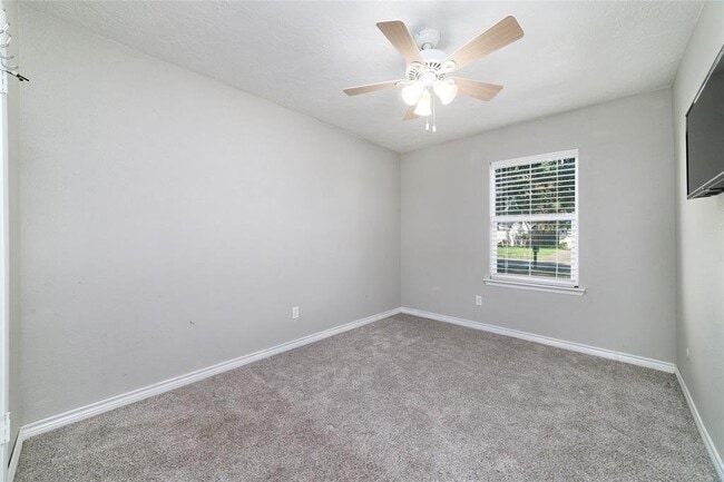 12607 Lacey Crest Dr