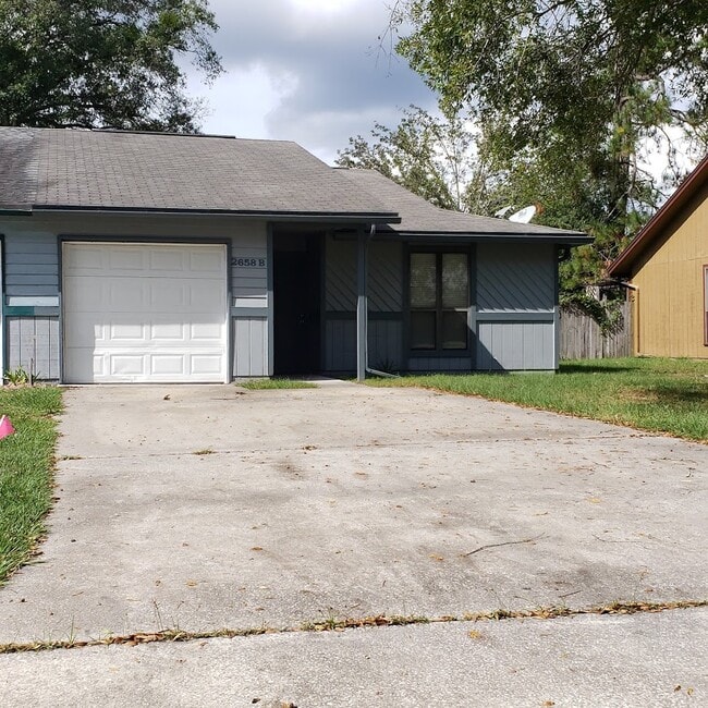 Photo - 2658B San Francisco Blvd Unit B