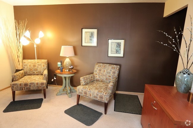 Living Room 2BA, 1.5BA