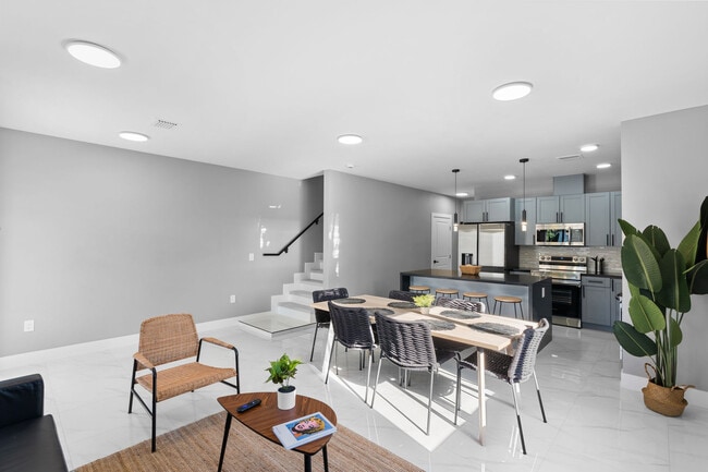 Photo - 1784 NW 31st St Unidad FL1-ID1239910P