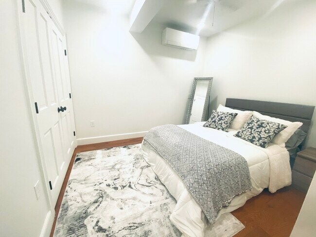 Photo - 1776 Beacon St Unit B