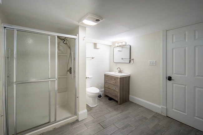 89 Morris St Unit Basement