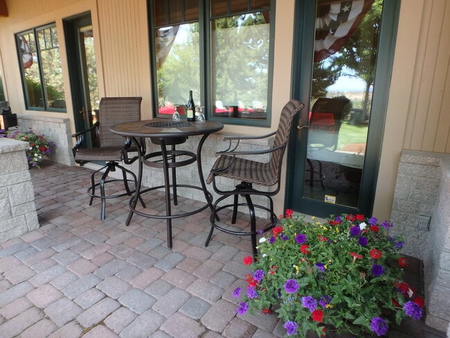 Photo - Executive Suite/Vacation/Short Term Rental...