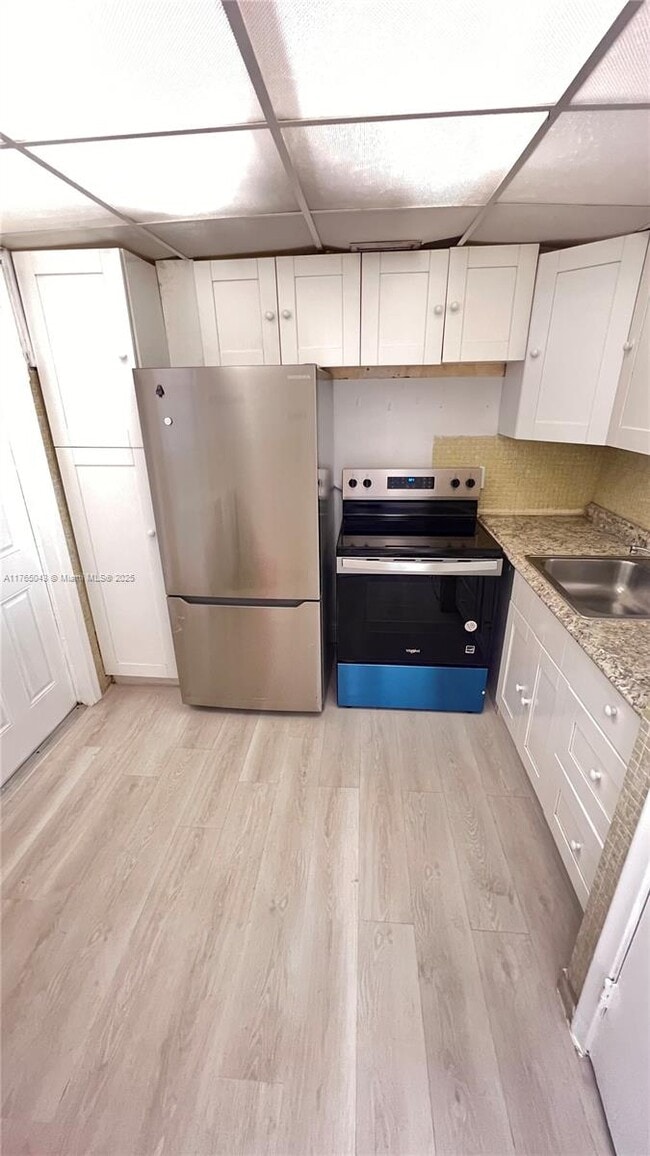 Building Photo - 20200 NE 29th Ct Unit N103 Rental