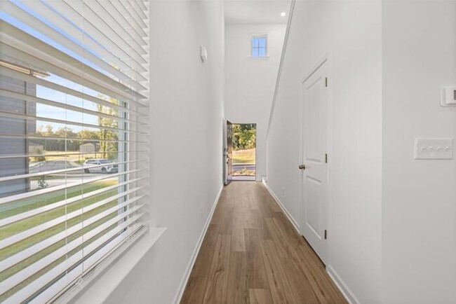 Photo - House 4 Beds 3 Baths