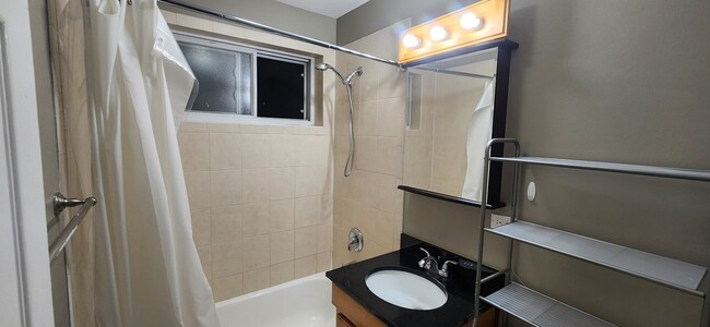 Photo - 4842 Conrad St Unit 2nd Floor