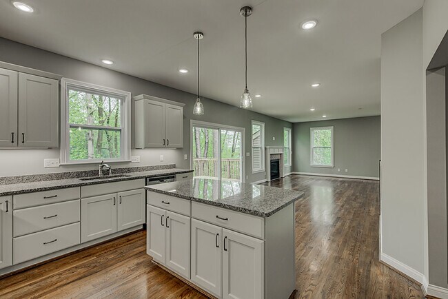 Photo - 391 Morris Rd