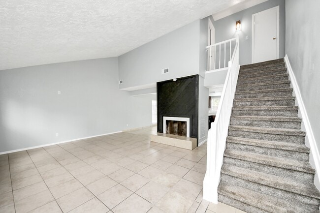Photo - 16618 Lonesome Quail Dr