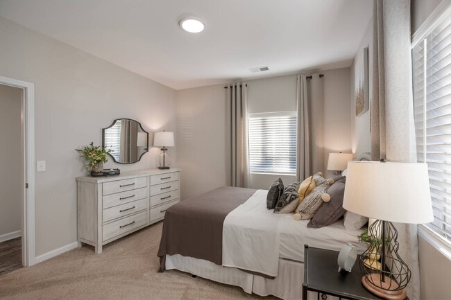 Photo - The Summit on 401