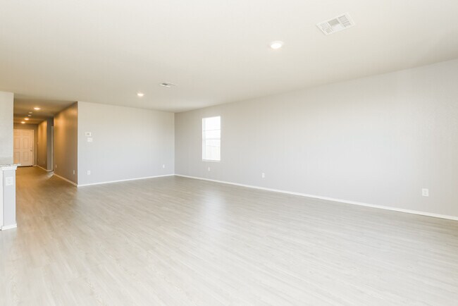 Photo - 347 Agave Cir