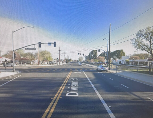 Photo - 311 W Lancaster Blvd Unidad 123