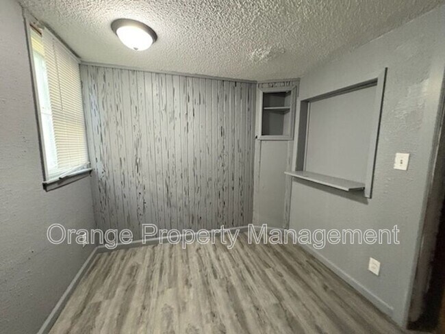 Building Photo - 4108 Cuming St Unit 1 Rental