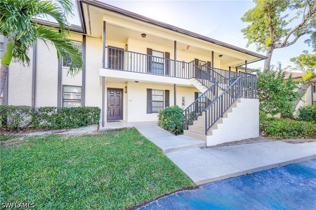 Building Photo - 500 Misty Pines Cir Unit 206