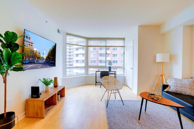 Photo - 901 N Pollard St Apartamento Unidad FL10-ID1022330P