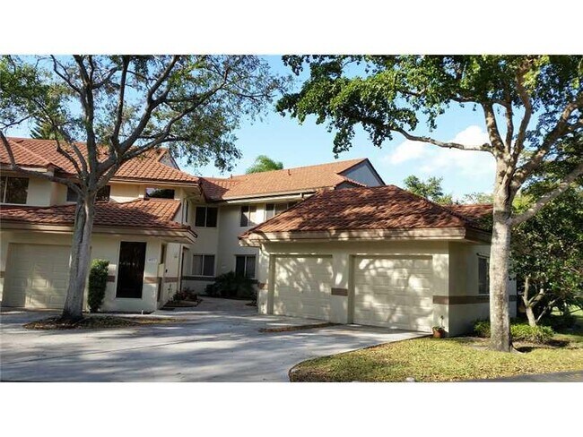 Photo - 985 NW 93rd Ave Townhome