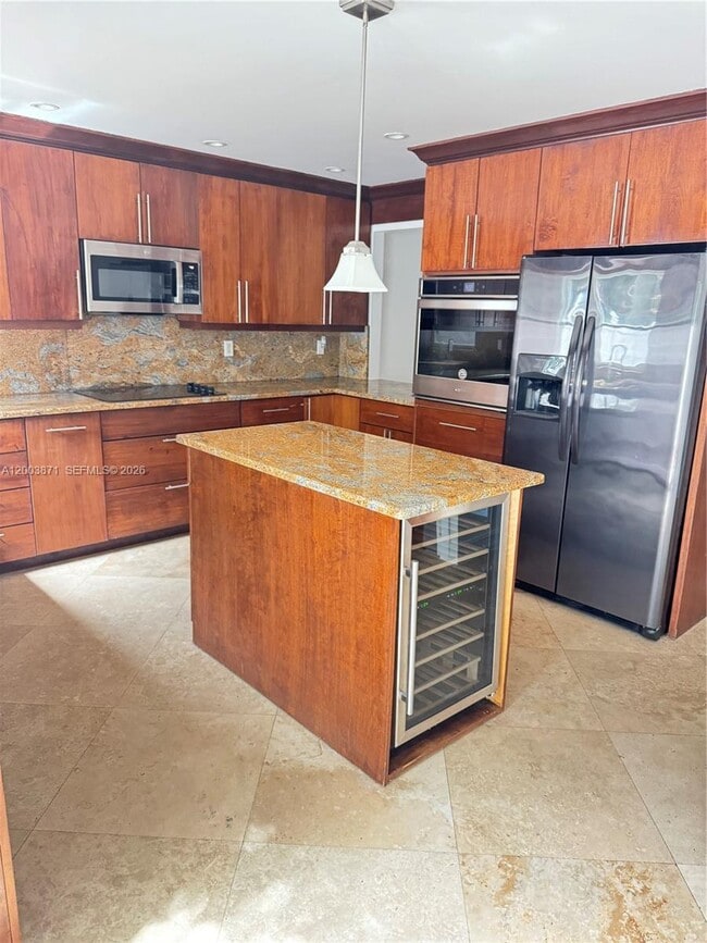 Photo - 3920 Woodside Dr Unit 2