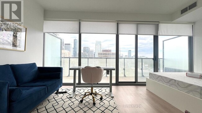 Photo - 57 St Joseph St Unit 2703