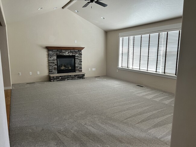 Photo - 6508 Jordon Jct