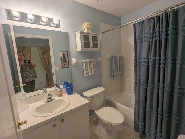 Photo - 5350 Hyland Hills Ave