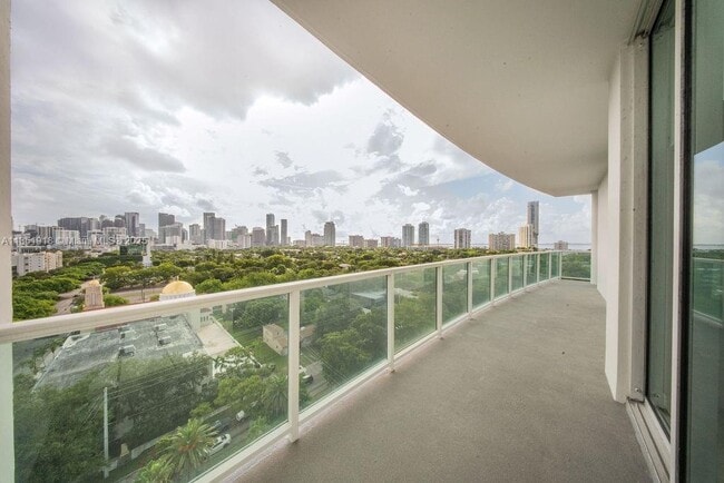 Building Photo - 2525 SW 3rd Ave Unit 1008 Rental