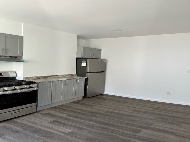 Photo - 78 Market St