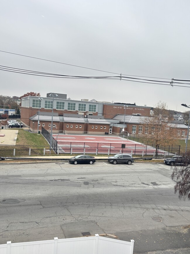 Photo - 554 Main St Unit 2