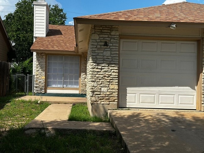 Photo - GCC Properties I LP Management Acct1 (2202 Donahue Ln) Unit A