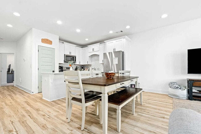 Photo - 316 Northgate Blvd