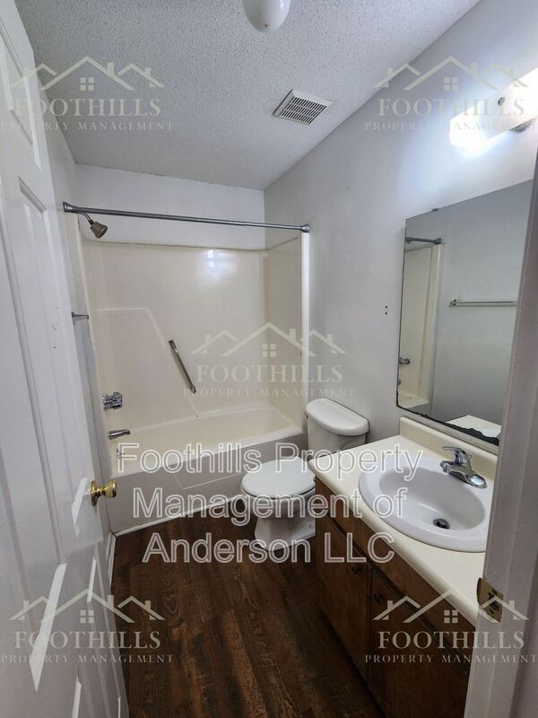 Photo - 4315 Lexington Way