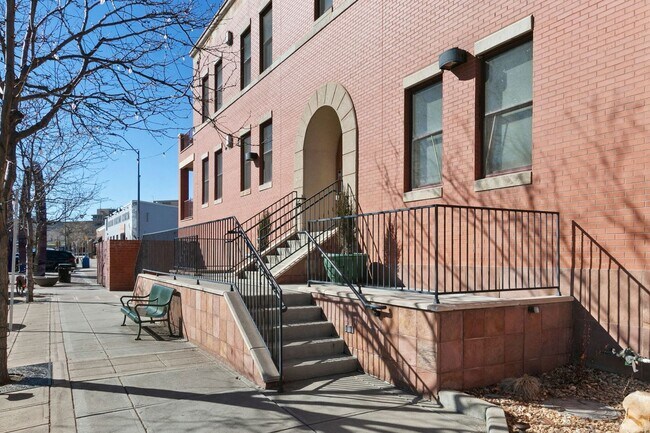 Photo - Old Town Condo, 1224 sq ft in Incredible L...